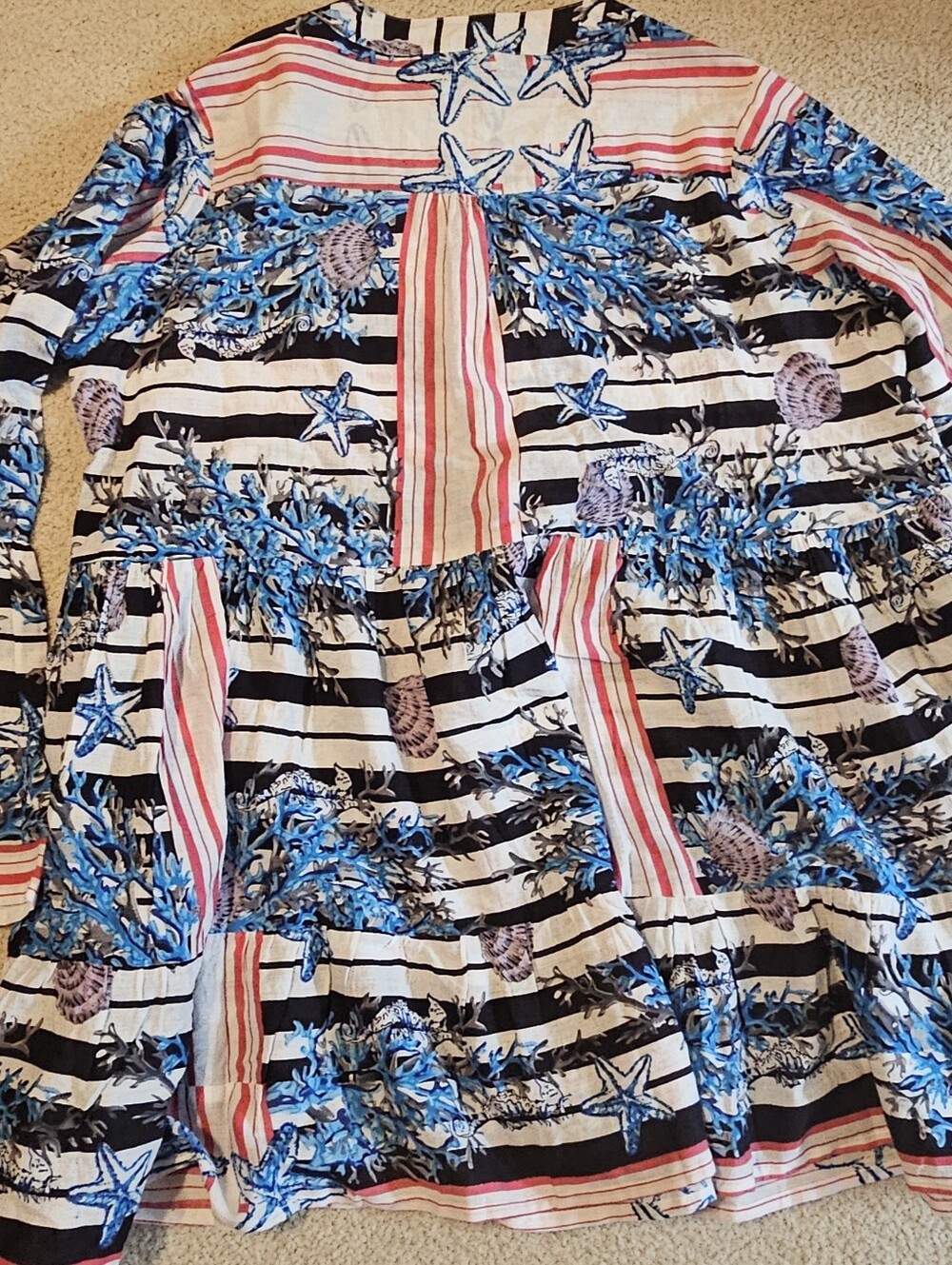 POL dress combines a lightweight, breezy feel with intricate,artsy embellishment - Picture 10 of 12